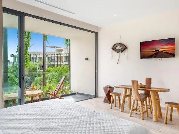 Luxury - Stunning Pool View & Amenities Appartement *